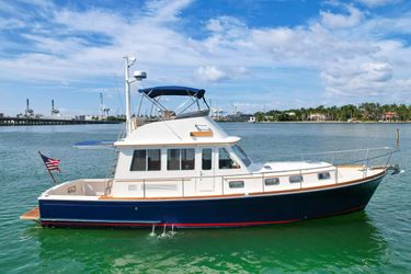 43' Grand Banks 1999 Yacht For Sale